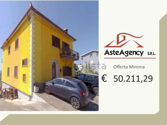 Appartamento in vendita di 130 m² in Frazione Sant&apos Antonio Casalini, 13