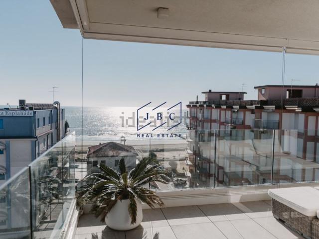 Appartamento in vendita di 130 m² in Largo Centro Commerciale, 36
