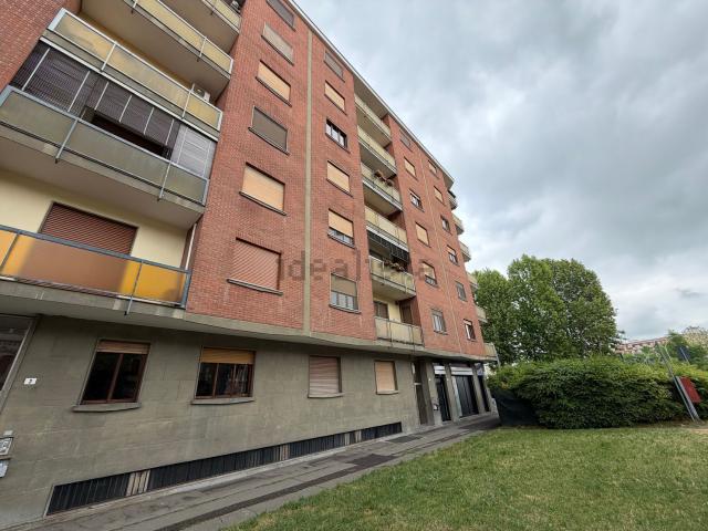 Appartamento in vendita di 130 m² in Largo Leonardo Bistolfi, 2