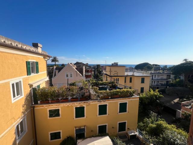 Appartamento in vendita di 130 m² in Piazza Antonio Pittaluga