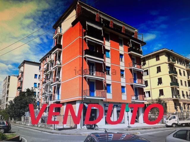 Appartamento in vendita di 130 m² in Piazza Giacomo Matteotti, 1