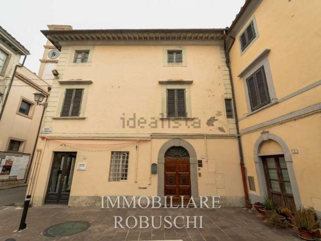 Appartamento in vendita di 130 m² in Piazza del Mercato