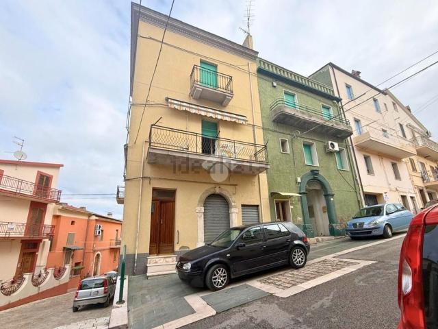 Appartamento in vendita di 130 m² in Piazza della Libertà, 70