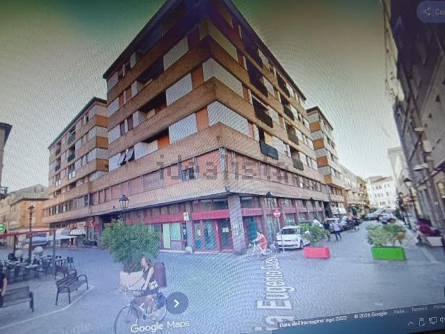 Appartamento in vendita di 130 m² in Piazza Lazzarini