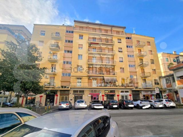 Appartamento in vendita di 130 m² in Piazza Piero Gobetti