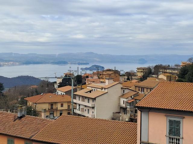 Appartamento in vendita di 130 m² in Piazzale roma, 4