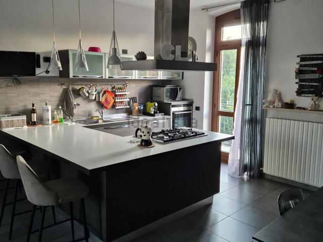 Appartamento in vendita di 130 m² in Strada Comunale, 20