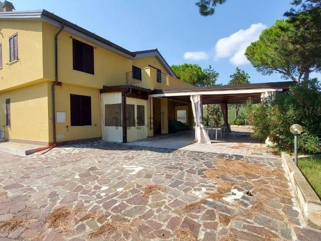 Appartamento in vendita di 130 m² in Strada di Santa Lucia, 15