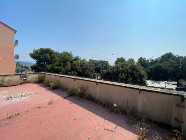 Appartamento in vendita di 130 m² in Strada Statale 1