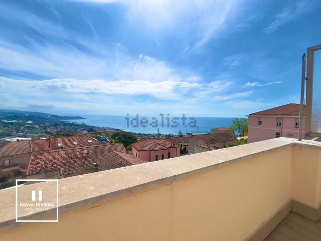 Appartamento in vendita di 131 m² in Via Costa, 41