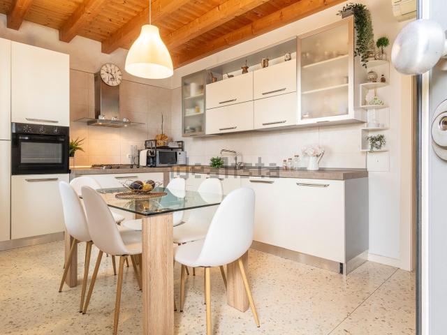 Appartamento in vendita di 131 m² in Via Cardinale dalla Costa, 18