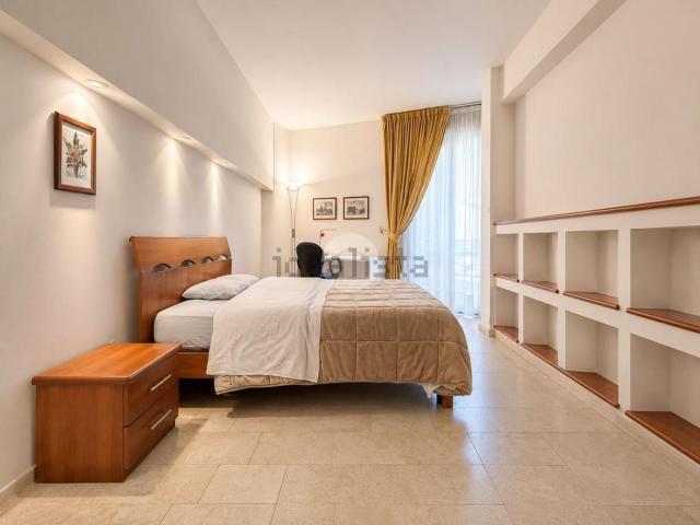 Appartamento in vendita di 131 m² in Via Castello, 1