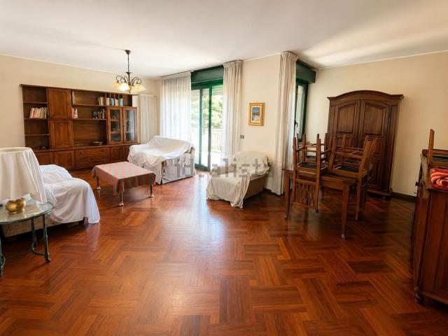 Appartamento in vendita di 131 m² in Via Antonio Meucci, 4