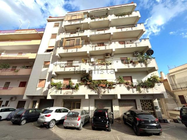 Appartamento in vendita di 131 m² in Via Abate Sant&apos Elia