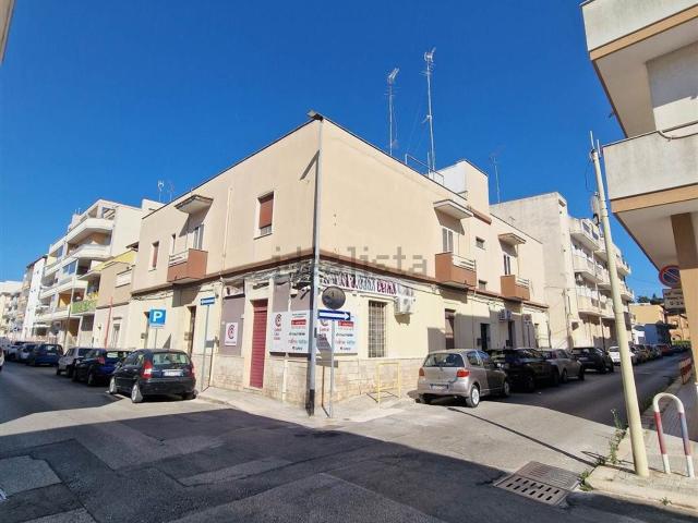 Appartamento in vendita di 131 m² in Via Aprilia, 30