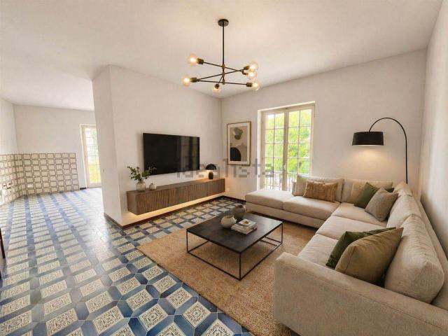 Appartamento in vendita di 131 m² in Via Armando Diaz
