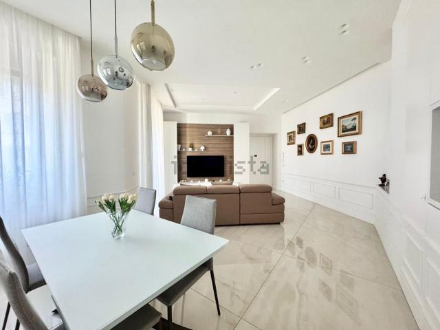 Appartamento in vendita di 131 m² in Via Giuseppe Ribera, 5