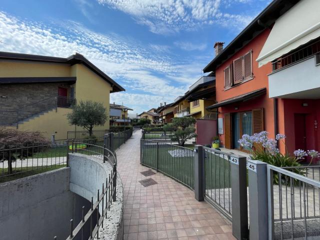 Appartamento in vendita di 131 m² in Via Gianpaolo Petrocchi