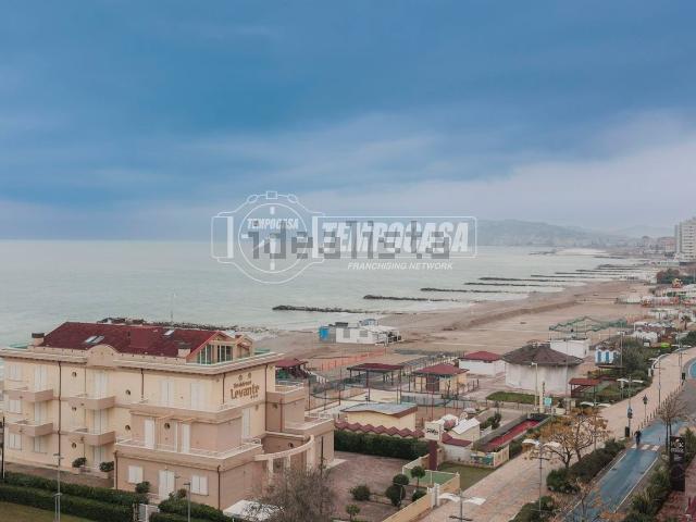 Appartamento in vendita di 131 m² in Via Guido Cavalcanti