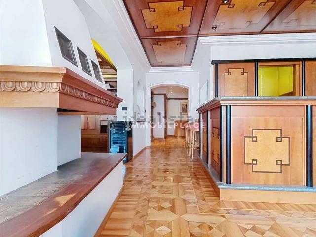 Appartamento in vendita di 131 m² in Via de Lai