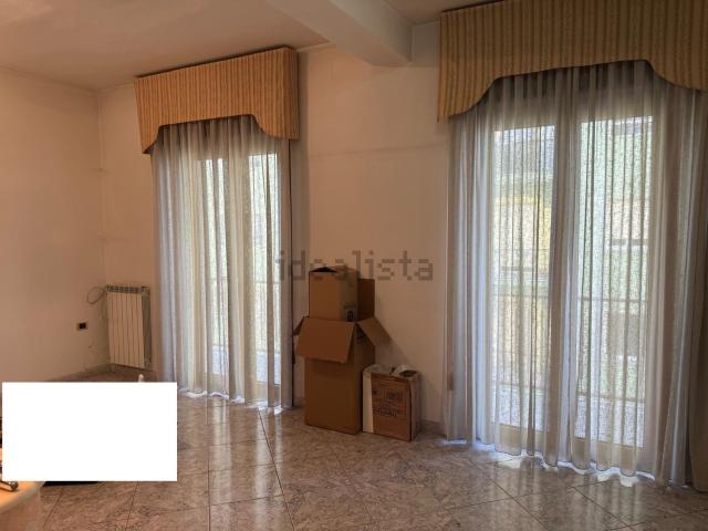 Appartamento in vendita di 131 m² in Via del Centenario, 40
