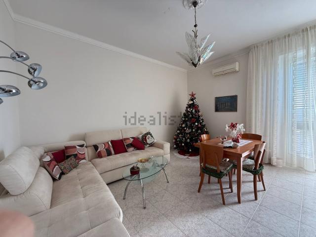 Appartamento in vendita di 131 m² in Via della Croce, 8