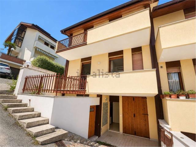 Appartamento in vendita di 131 m² in Via di Sotto, 22