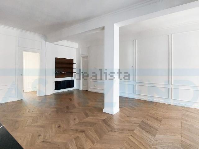 Appartamento in vendita di 131 m² in Via Enrico de Nicola