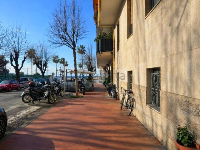Appartamento in vendita di 131 m² in Via Ernesto Chiappori, 34