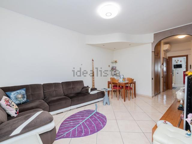 Appartamento in vendita di 131 m² in Via Fratelli di Dio, 254