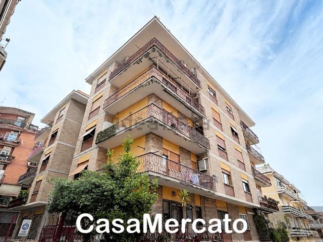 Appartamento in vendita di 131 m² in Via Orazio