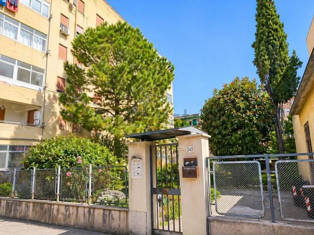 Appartamento in vendita di 131 m² in Via Montalbo, 243