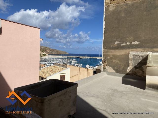 Appartamento in vendita di 131 m² in Via Medici
