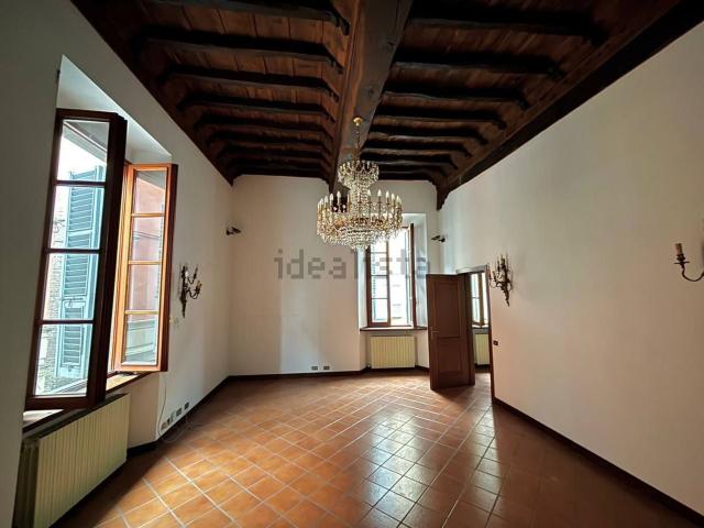 Appartamento in vendita di 131 m² in Via Melchiorre Gioia