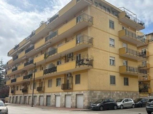 Appartamento in vendita di 131 m² in Via Salvatore Tommasi, 122