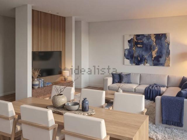 Appartamento in vendita di 131 m² in Via Sassoferrato