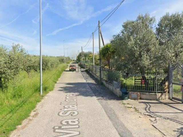 Appartamento in vendita di 131 m² in Via Stallone