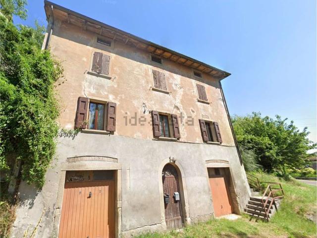 Appartamento in vendita di 131 m² in Via Roma