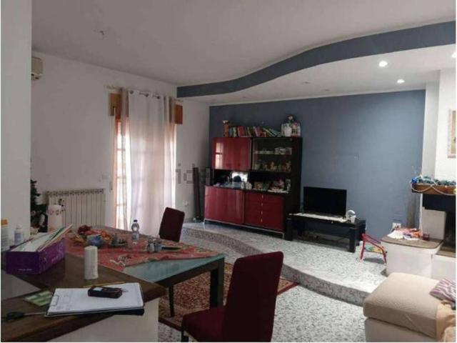 Appartamento in vendita di 131 m² in Via Umberto Boccioni