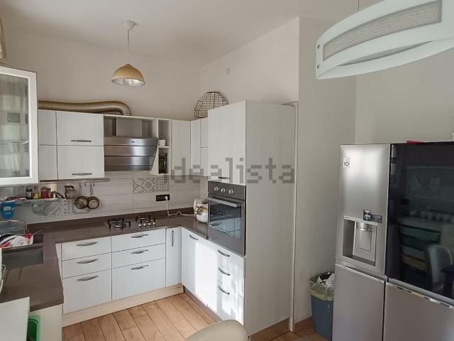Appartamento in vendita di 131 m² in Via Vincenzo Bellini, 40