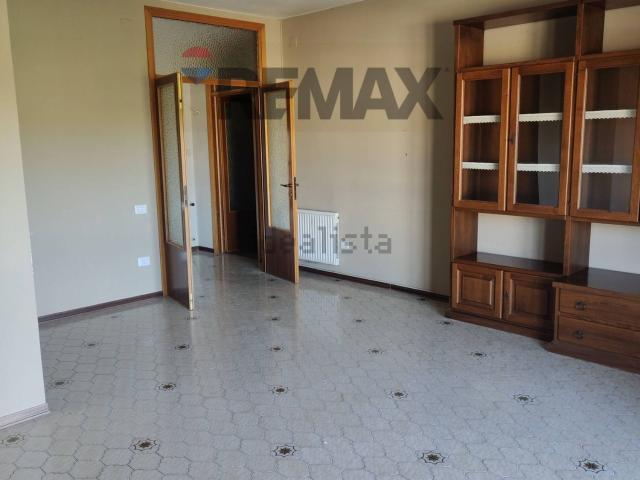 Appartamento in vendita di 131 m² in Viale Umbria, 67