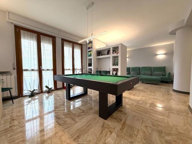 Appartamento in vendita di 131 m² in Viale Allegra Giacomo, 13