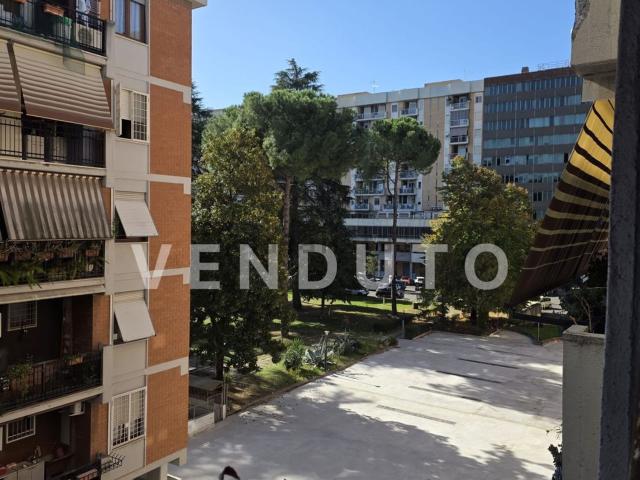 Appartamento in vendita di 131 m² in Viale Battista Bardanzellu
