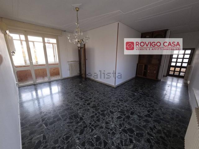 Appartamento in vendita di 131 m² in Viale Benvenuto Tisi da Garofolo