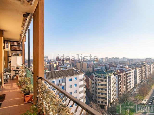 Appartamento in vendita di 131 m² in Viale Giacomo Matteotti, 489