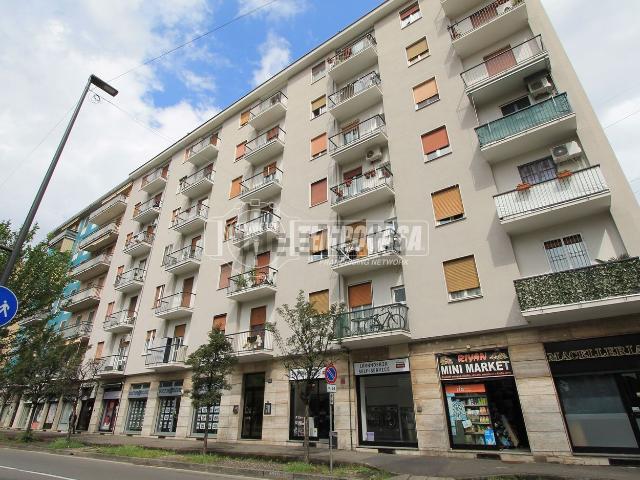 Appartamento in vendita di 131 m² in Viale Lombardia, 28