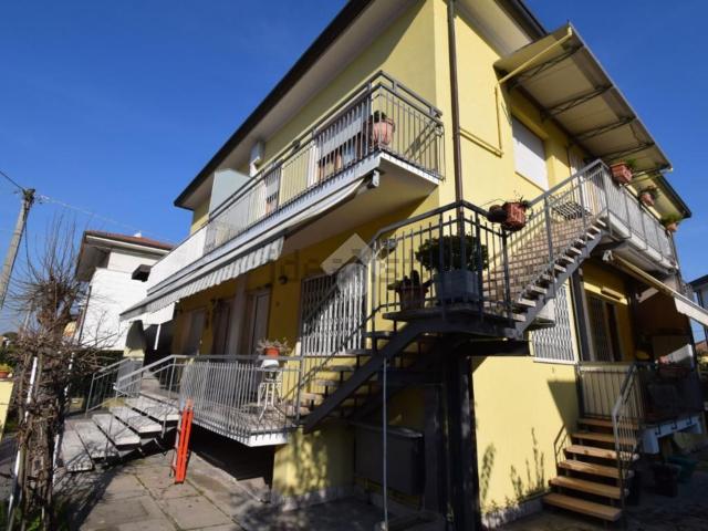 Appartamento in vendita di 131 m² in Viale Nuoro, 7