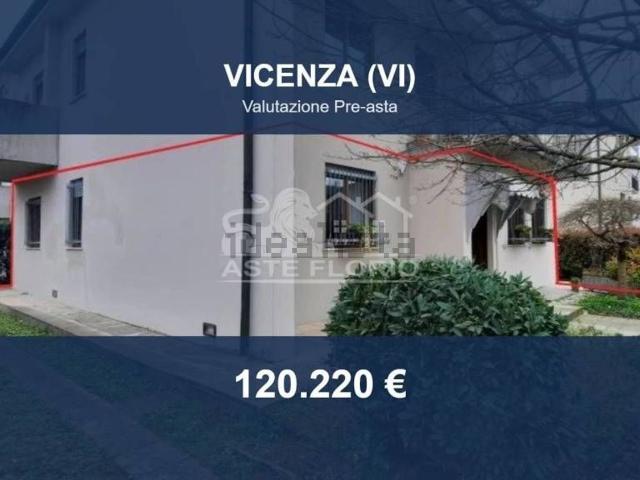 Appartamento in vendita di 131 m² in Viale Sant&apos  Agostino, 381