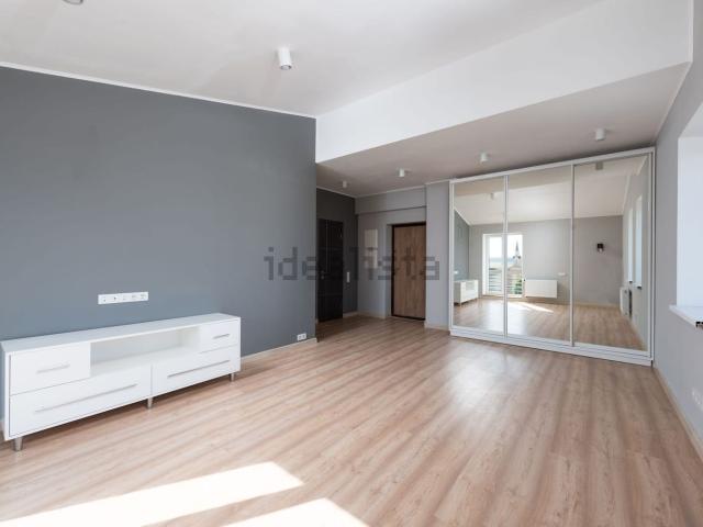 Appartamento in vendita di 131 m² in Contrada Lacchi