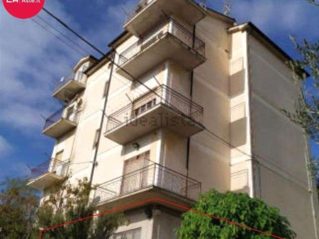 Appartamento in vendita di 131 m² in Contrada San Petronilla, 67
